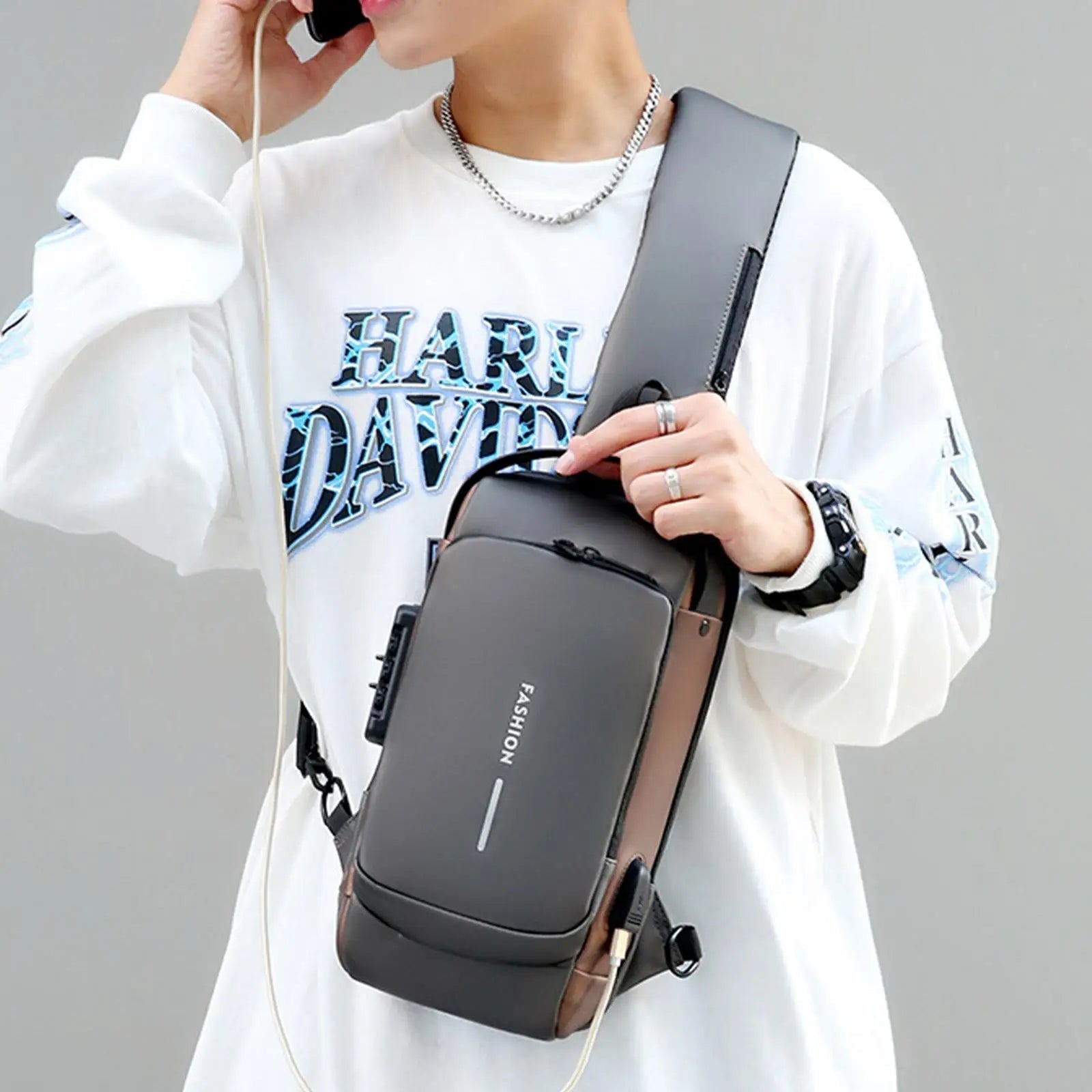 USB Charging Crossbody Shoulder Bag Multifunctional Anti-theft